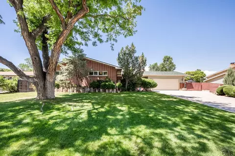 100 Amherst Ave, Pueblo, CO 81005