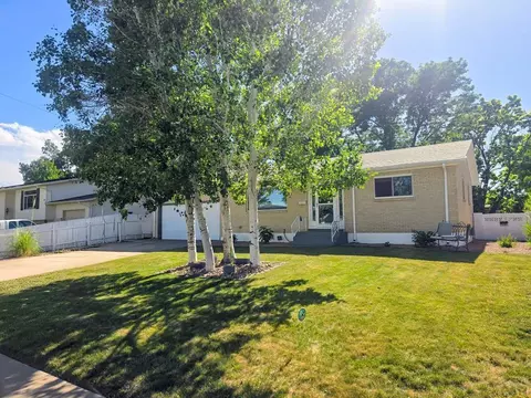 29 Fordham Cir, Pueblo, CO 81005