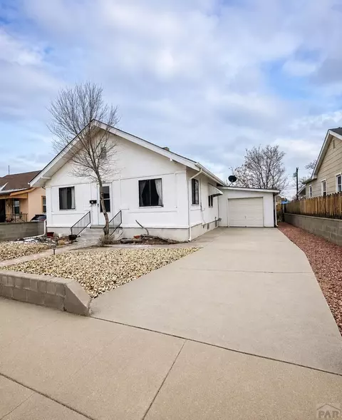 706 Topeka Ave, Pueblo, CO 81006