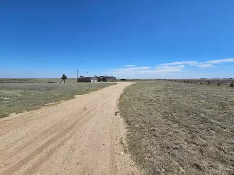 Exterior - 28290 County Rd 31, Springfield, CO 81073 photo 2 of 10
