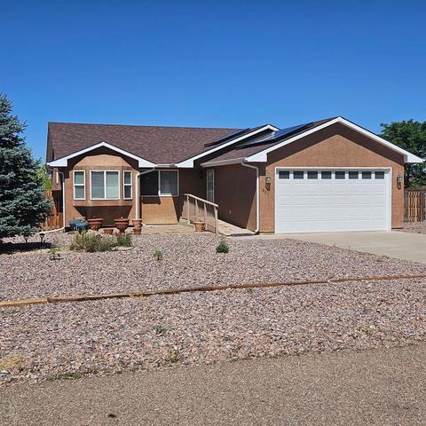 837 S Mccoy Dr, Pueblo West, CO 81007