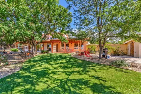 262 W Winterhaven Dr, Pueblo West, CO 81007