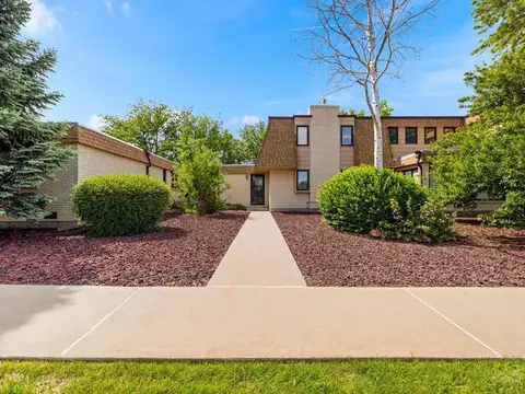 48 Regency Blvd, Pueblo, CO 81005