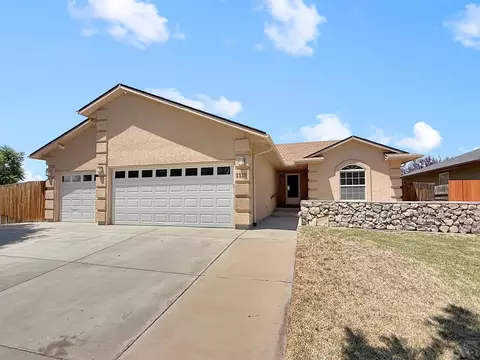 3315 Bighorn Ct, Pueblo, CO 81005