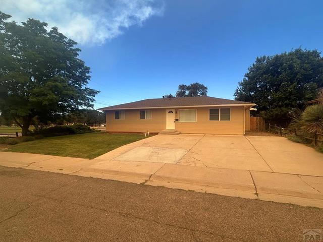 45 Louis Nelson Rd, Pueblo, CO 81001