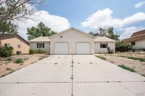 219-221 W Harmony Dr, Pueblo West, CO 81007