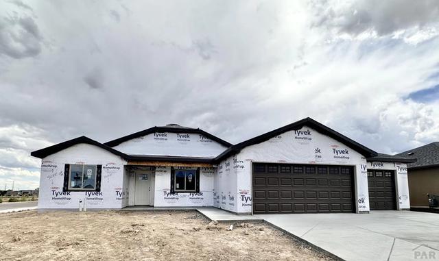 5401 Darter Ct, Pueblo, CO 81008