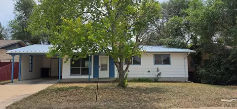702 E Cedar St, Lamar, CO 81052 photo 1