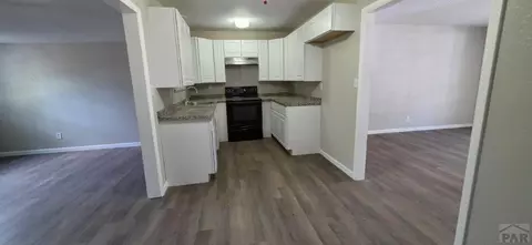 702 E Cedar St, Lamar, CO 81052 photo 3