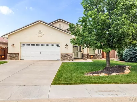 5119 Almondcrest Dr, Pueblo, CO 81005