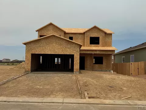 5205 Gannet Ln, Pueblo, CO 81008