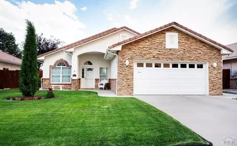 4516 Solar Dr, Pueblo, CO 81005
