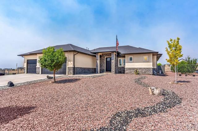 1673 N Calle Rosa Dr, Pueblo West, CO 81007