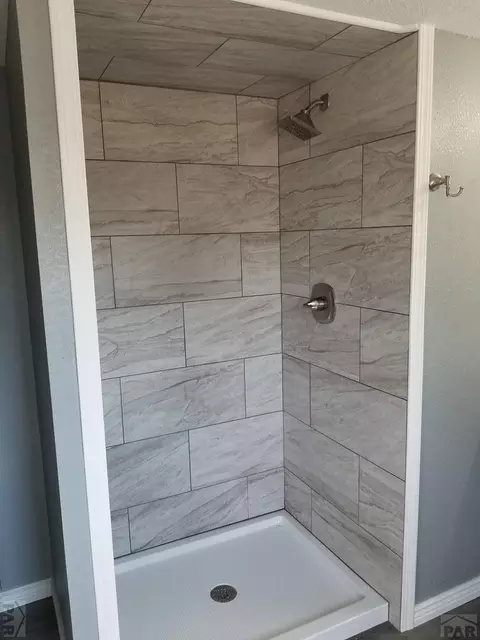 Bath - 108 7th St, Fowler, CO 81039 photo 1 of 5
