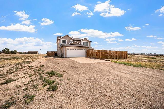 479 E Fredonia Dr, Pueblo West, CO 81007