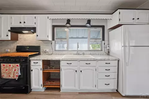 Kitchen - 611 Second St, Trinidad, CO 81082 photo 2 of 2