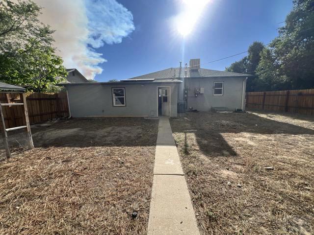 706 Airlane Ave, Pueblo, CO 81005