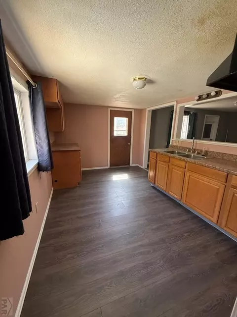 523 E Parmenter, Lamar, CO 81052 photo 13