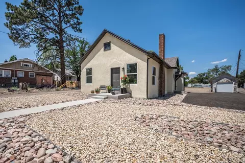615 24th St, Pueblo, CO 81003