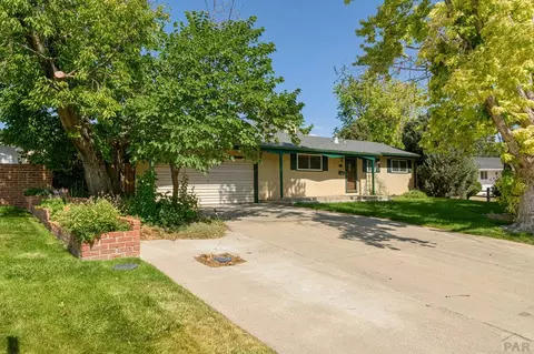 171 University Cir, Pueblo, CO 81005