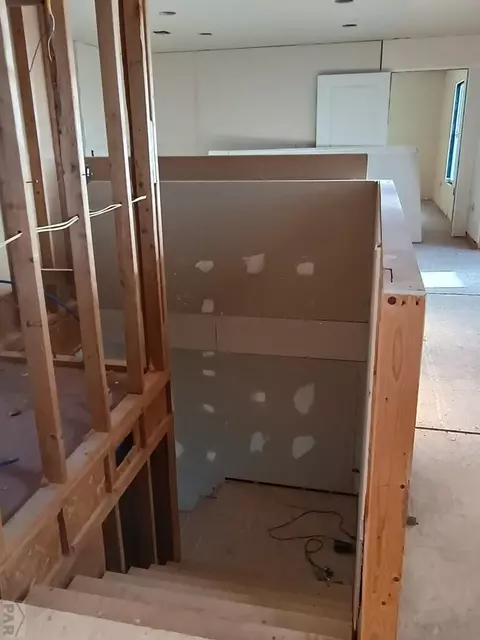 Entry Way - 27850 County Rd 31, Springfield, CO 81073 photo 5 of 6