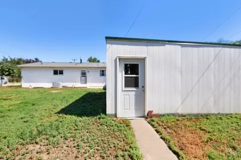 Exterior - 1002 E 2nd St, Florence, CO 81226 photo 5 of 6