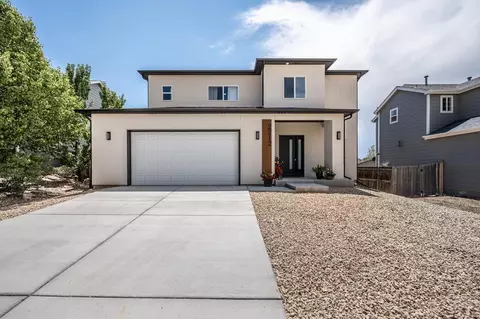 2212 Cowhand Pl, Pueblo, CO 81008