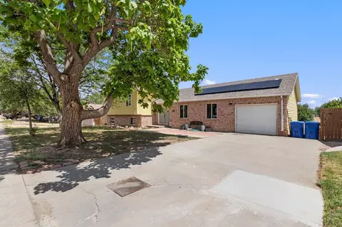 2430 Greenway Cir, Canon City, CO 81212