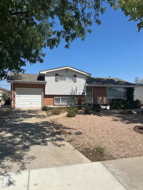 61 Drake St, Pueblo, CO 81005