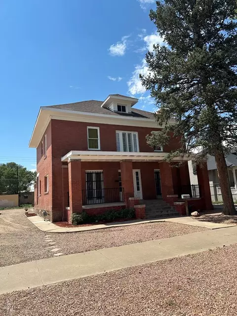 1725 Lake Ave, Pueblo, CO 81004