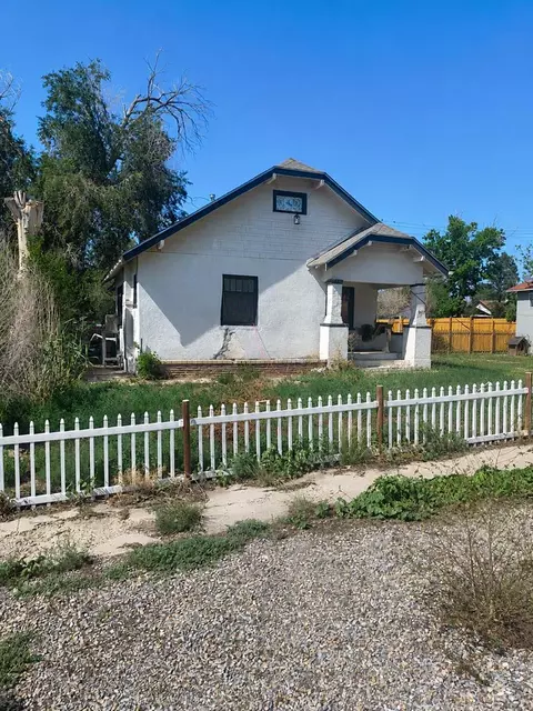 907 E 12th St, Pueblo, CO 81001