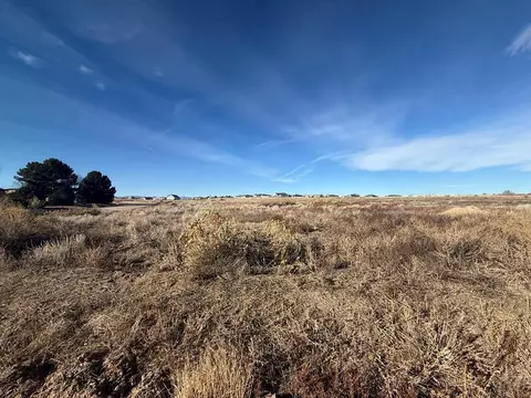 1009 S Glenbrook Dr, Pueblo West, CO 81007