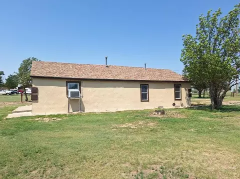 Exterior - 649 E 10th Ave, Springfield, CO 81073 photo 2 of 5