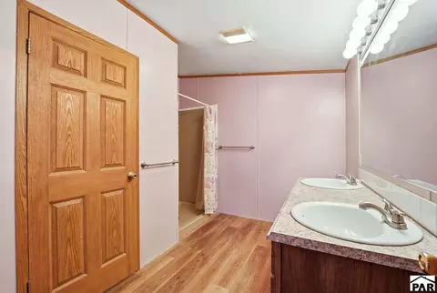 Bath - 804 7th St, Fowler, CO 81039 photo 1 of 3