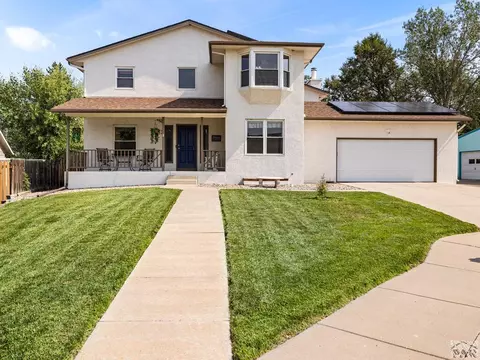 13 Swift Arrow Ct, Pueblo, CO 81001