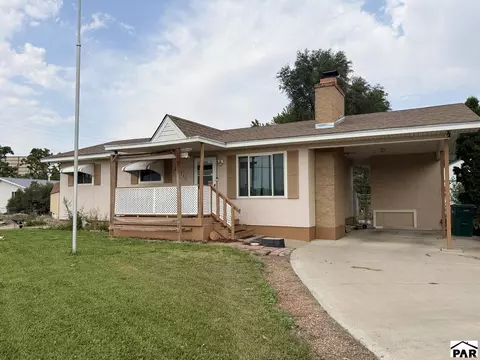 2001 Carmela Rd, Pueblo, CO 81006