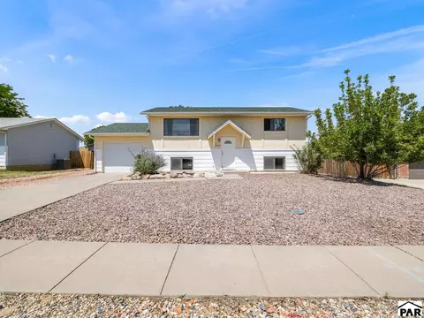 1909 Pioneer Dr, Pueblo, CO 81008