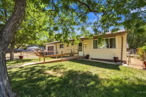 2608 Denver Blvd, Pueblo, CO 81003