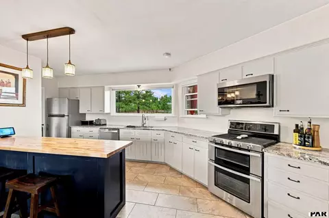 Kitchen - 8087 Oak Dr, Rye, CO 81069 photo 3 of 3