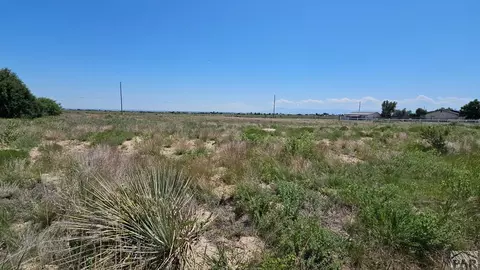 480 Gentry Dr, Pueblo West, CO 81007