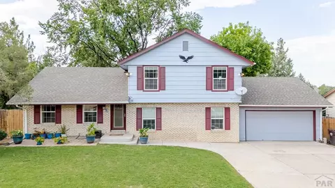 11 Remington Ct, Pueblo, CO 81008