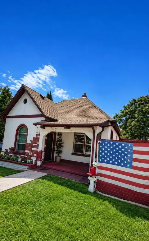820 E 7th St, Pueblo, CO 81001