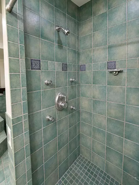 Bath - 10631 Paul Ln, Rye, CO 81069 photo 4 of 6