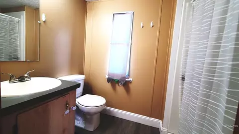 Bath - 238 Seeley, La Junta, CO 81050 photo 2 of 3