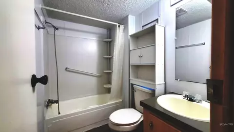 Bath - 238 Seeley, La Junta, CO 81050 photo 3 of 3