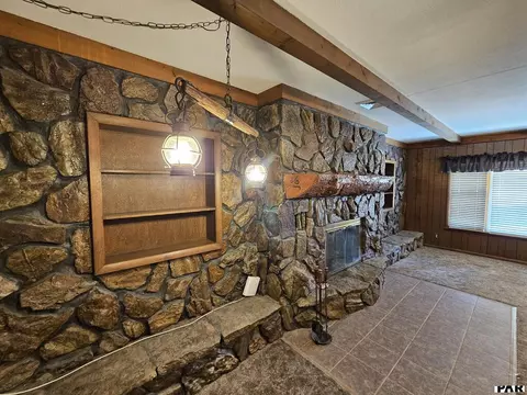 Living - 30485 County Rd 24, Springfield, CO 81073 photo 4 of 8