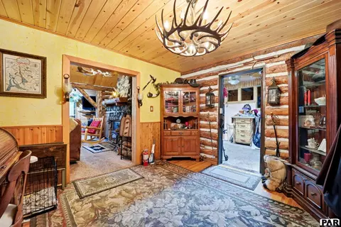 Entry Way - 6001 Boulder Ave, Rye, CO 81069 photo 1 of 6