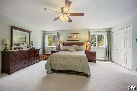 Bedroom - 8695 Pine Dr, Beulah, CO 81023 photo 6 of 15