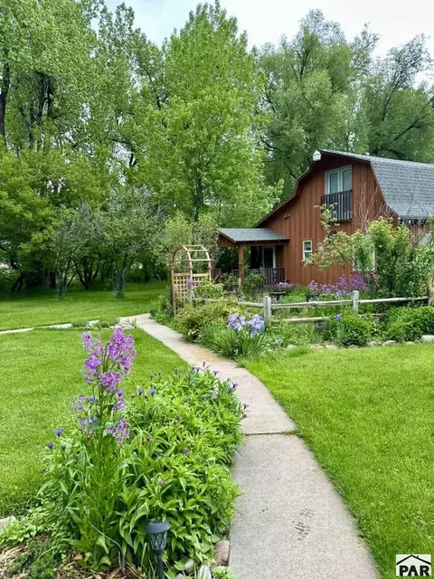 Exterior - 8695 Pine Dr, Beulah, CO 81023 photo 31 of 55