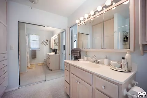Bath - 8695 Pine Dr, Beulah, CO 81023 photo 5 of 6
